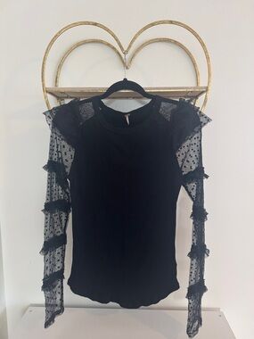 Free People Black Lace Sleeve Women’s Top
